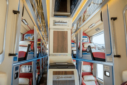 Luxury Sleeper Bus photo 2